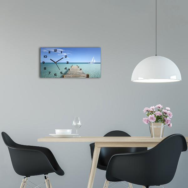 Orologio orizzontale con molo in legno