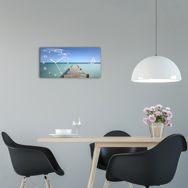 Orologio orizzontale con molo in legno