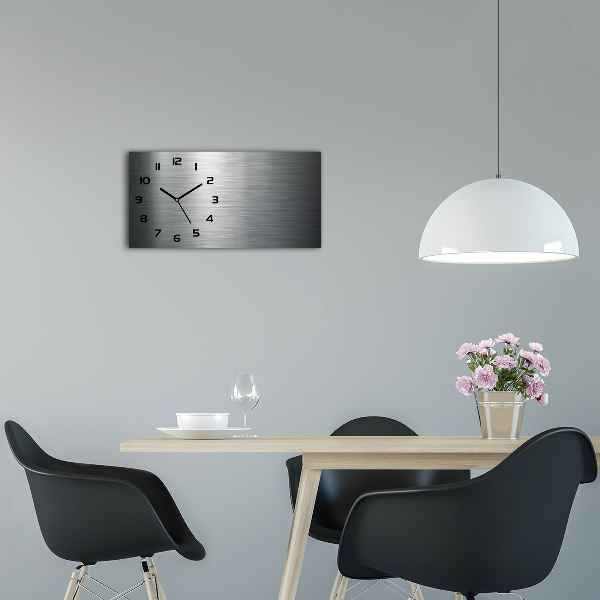 Orologio orizzontale con sfondo metallico