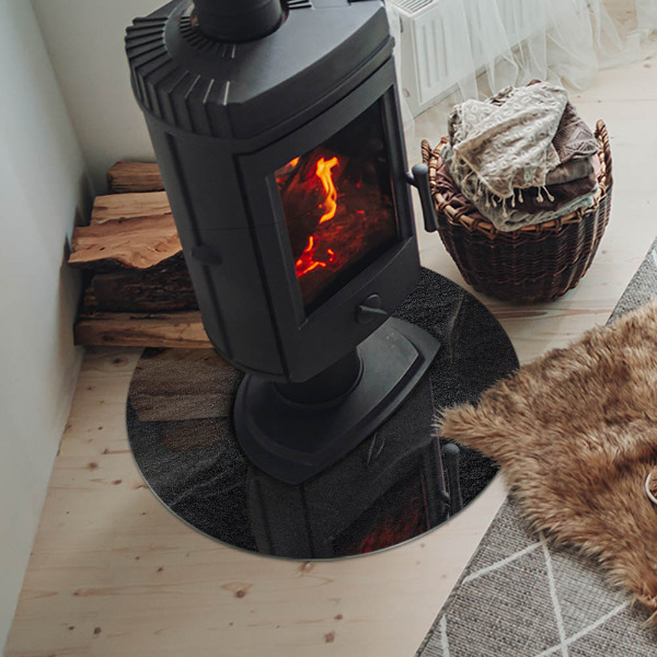 Vetro sotto il camino con texture di pietra naturale