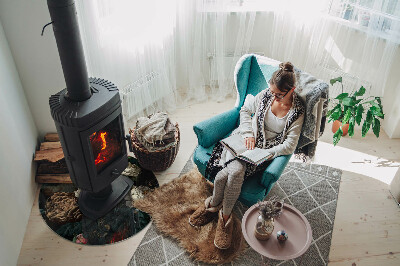 Vetro sotto il camino rotondo con motivo floreale e farfalle