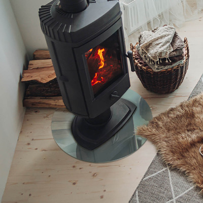 Vetro sotto il camino con delicato motivo marmoreo