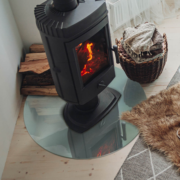 Vetro sotto il camino con delicato motivo marmoreo