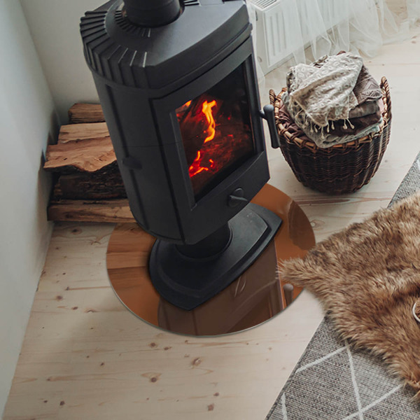 Vetro sotto il camino di colore marrone