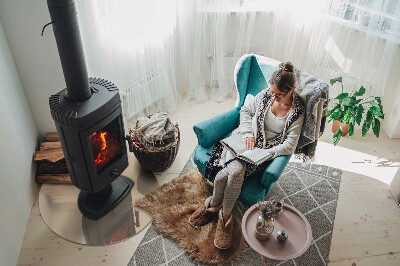 Vetro sotto il camino rotondo di colore beige