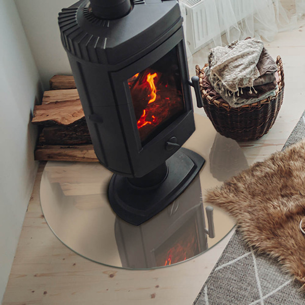 Vetro sotto il camino rotondo di colore beige