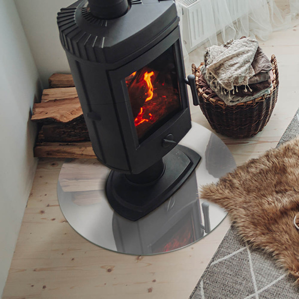 Vetro sotto il camino in colore grigio