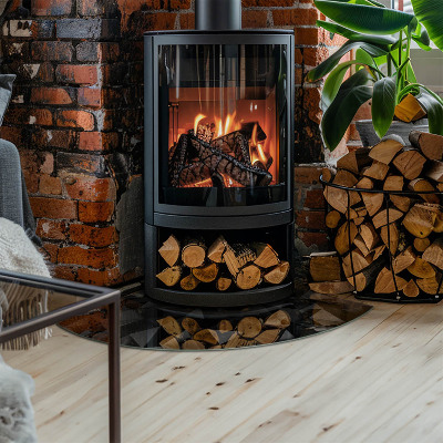 Vetro sotto il camino a quarto di cerchio con geometria in tre dimensioni