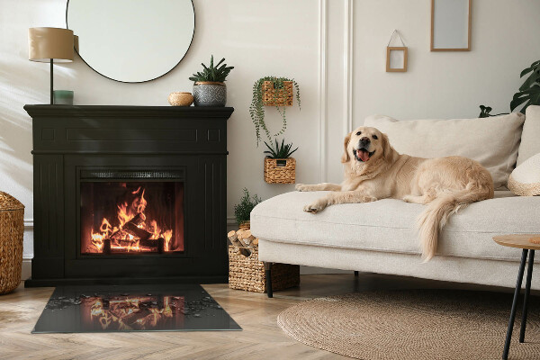 Vetro sotto stufa con motivi a forma di nuvola in una composizione astratta