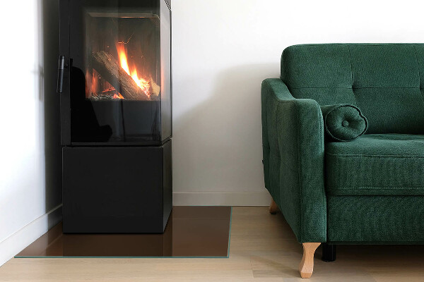 Vetro sotto stufa di colore marrone