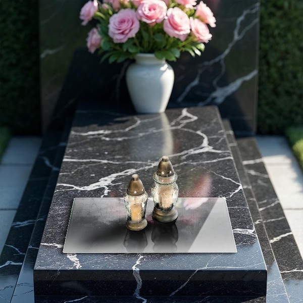 Piastra in vetro per candele tombali con trattamento protettivo per il metallo