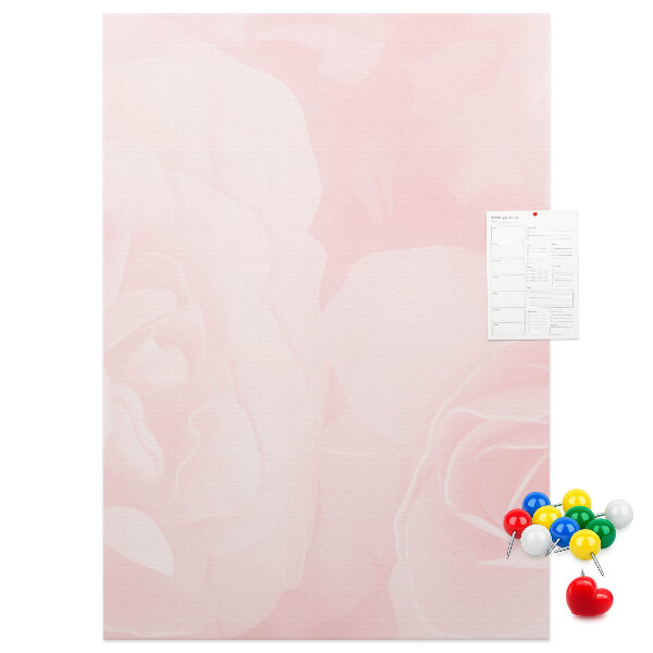 Bacheca di sughero con stampa di rose delicate su sfondo rosa