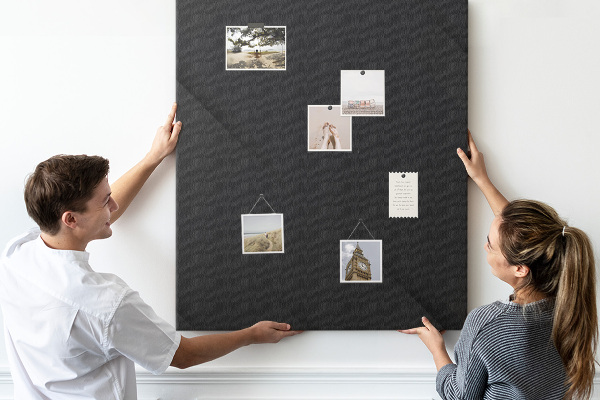 Bacheca di sughero con design minimalista