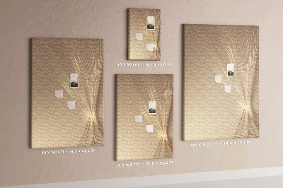 Bacheca di sughero con stampa di linee delicate su sfondo beige
