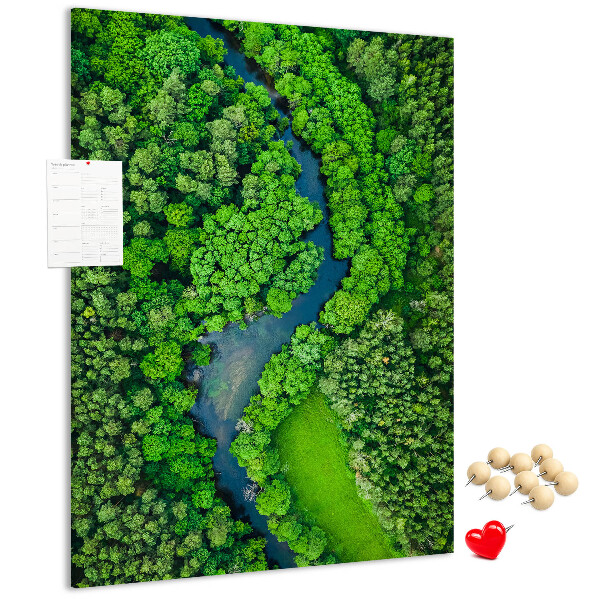 Bacheca di sughero con stampa di un paesaggio verdeggiante con fiume serpeggiante