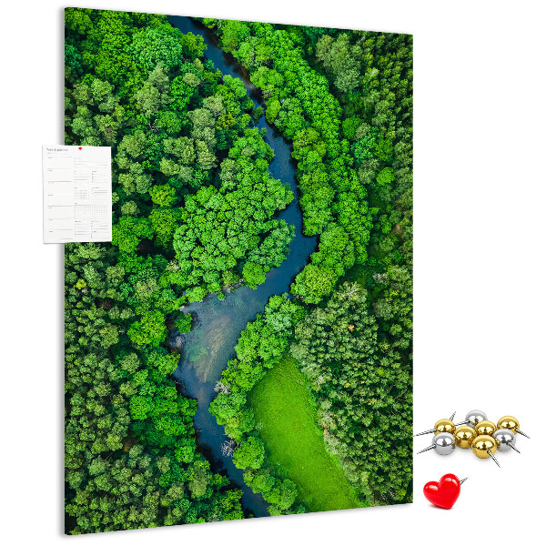 Bacheca di sughero con stampa di un paesaggio verdeggiante con fiume serpeggiante