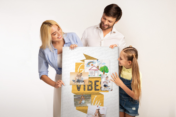 Bacheca di sughero con grafica elegante e vibrazioni positive