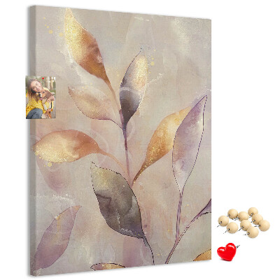 Bacheca di sughero con stampa di foglie delicate dai toni pastello
