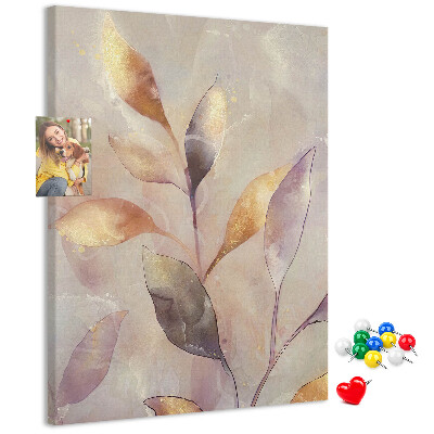 Bacheca di sughero con stampa di foglie delicate dai toni pastello