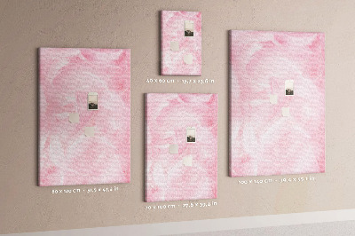 Bacheca di sughero con stampa di delicate piume rosa su sfondo