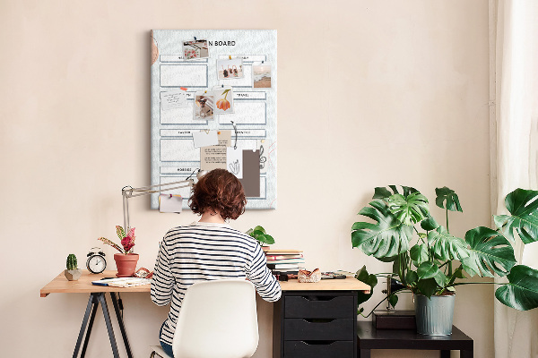 Bacheca di sughero vision board per l'organizzazione degli obiettivi