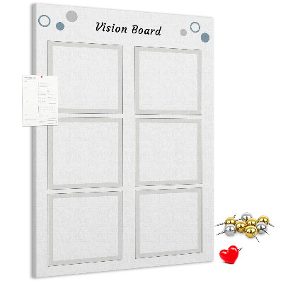 Bacheca di sughero con cornici vuote per vision board