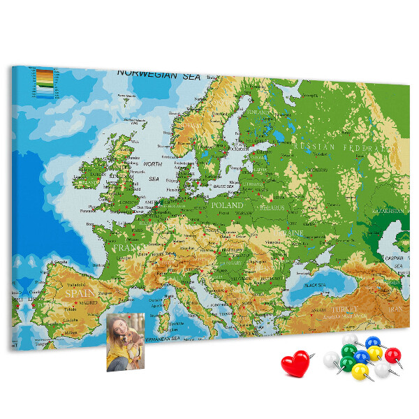 Lavagna di sughero mappa dell'Europa con indicazioni geografiche