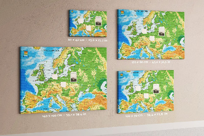 Lavagna di sughero mappa dell'Europa con indicazioni geografiche