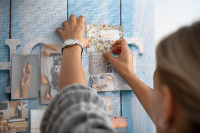 Bacheca in sughero con scritta decorativa Home su sfondo blu