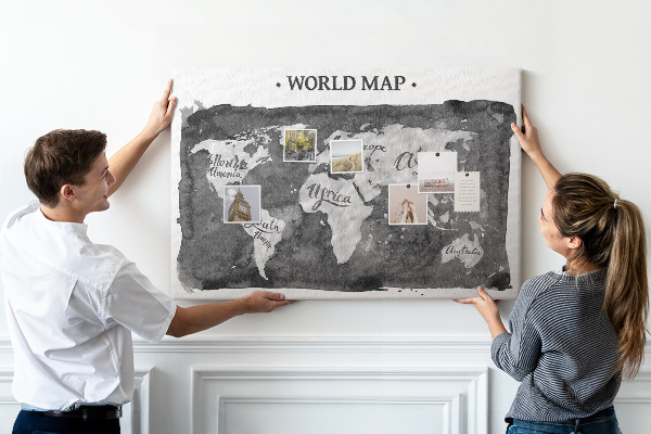 Bacheca in sughero mappa del mondo in tonalità di grigio