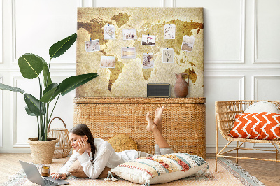 Lavagna di sughero con stampa antica della mappa del mondo in seppia