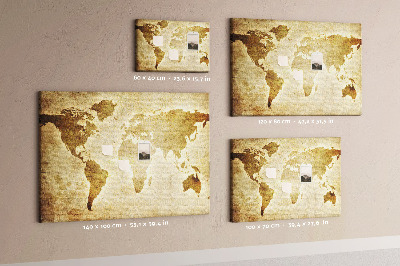 Lavagna di sughero con stampa antica della mappa del mondo in seppia