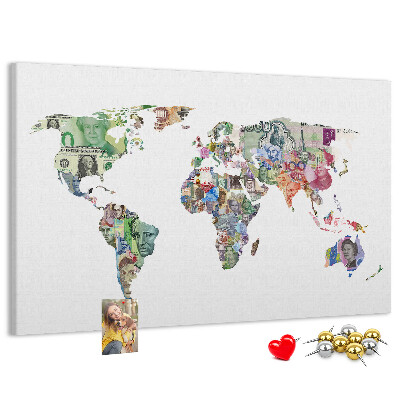 Lavagna di sughero mappa del mondo decorativa con banconote internazionali