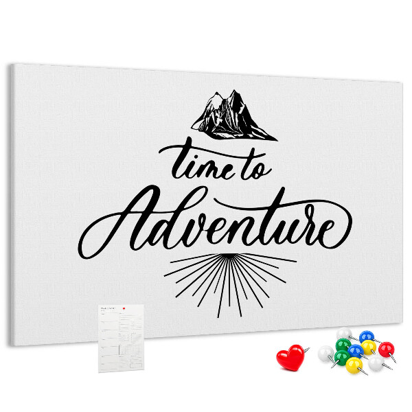 Lavagna di sughero con design a tema avventura in montagna