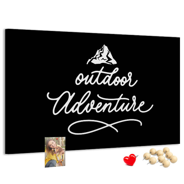 Bacheca in sughero con design avventure in montagna