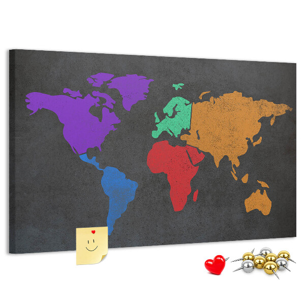 Lavagna di sughero mappa del mondo colorata su sfondo scuro
