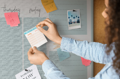 Bacheca in sughero con calendario settimanale a motivo floreale