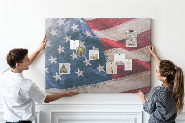 Bacheca in sughero con design a bandiera americana