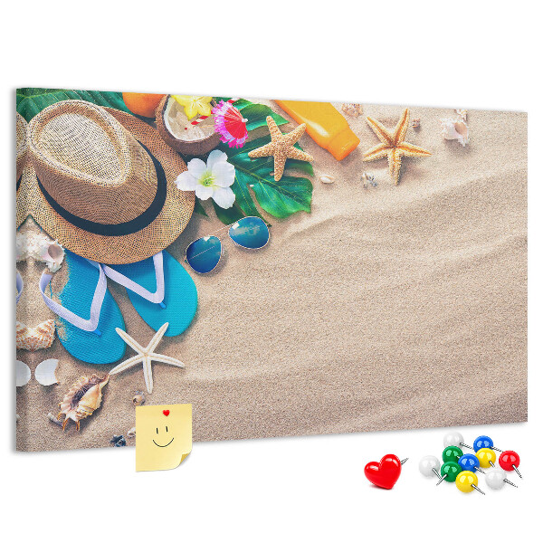 Bacheca in sughero con decorazioni a tema ricordi estivi in spiaggia