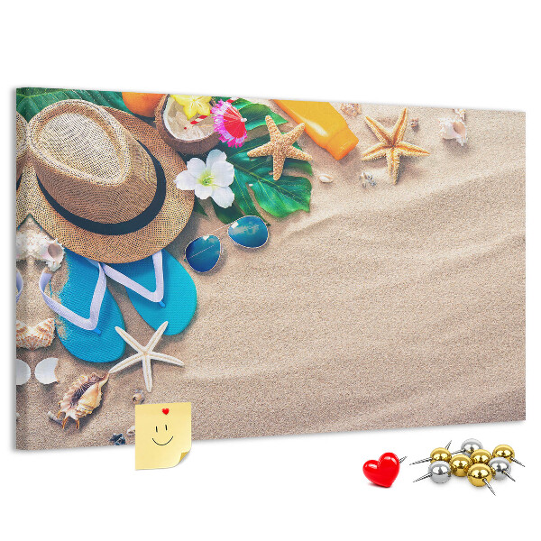 Bacheca in sughero con decorazioni a tema ricordi estivi in spiaggia