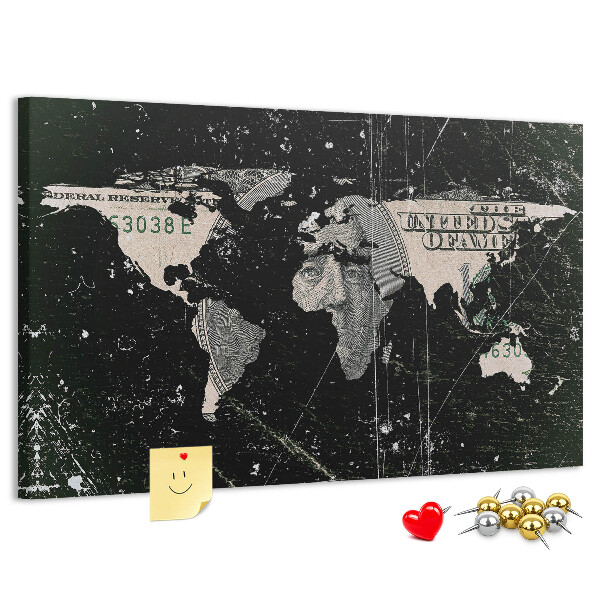 Lavagna di sughero con mappa del mondo su sfondo banconota da un dollaro