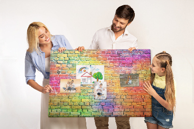 Bacheca in sughero con stampa effetto muro di mattoni colorati arcobaleno