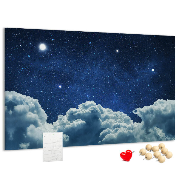 Lavagna di sughero con stampa cielo notturno con stelle e nuvole