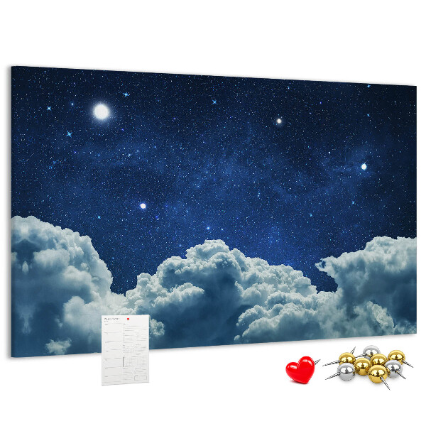 Lavagna di sughero con stampa cielo notturno con stelle e nuvole
