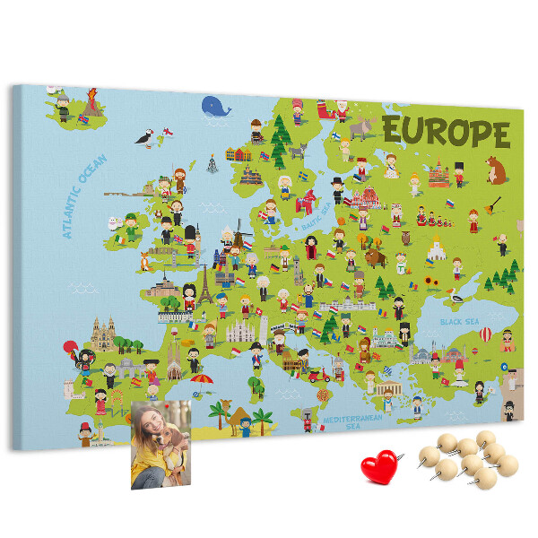 Lavagna di sughero con mappa colorata dell'Europa e icone culturali