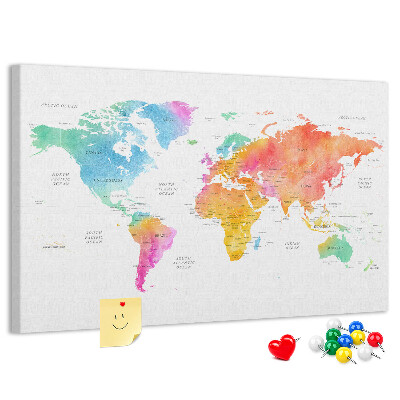 Lavagna di sughero con mappa del mondo colorata in stile acquerello