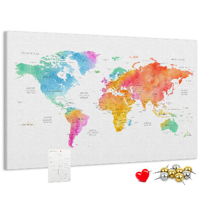 Lavagna di sughero con mappa del mondo colorata in stile acquerello