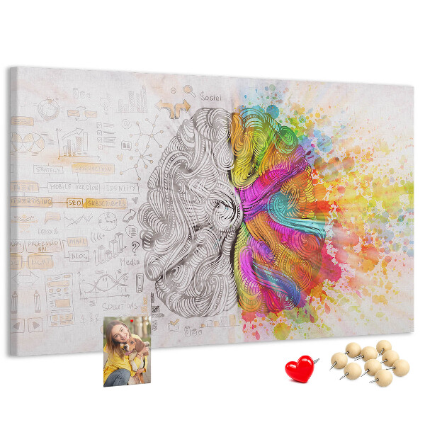 Bacheca in sughero con design a cervello colorato e sfondo creativo