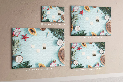 Lavagna di sughero con decorazione a tema frutta tropicale e accessori da spiaggia