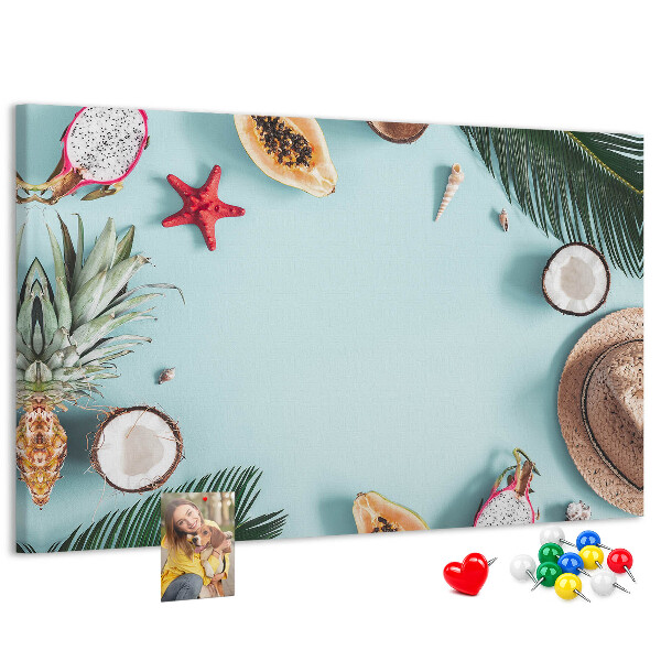 Lavagna di sughero con decorazione a tema frutta tropicale e accessori da spiaggia
